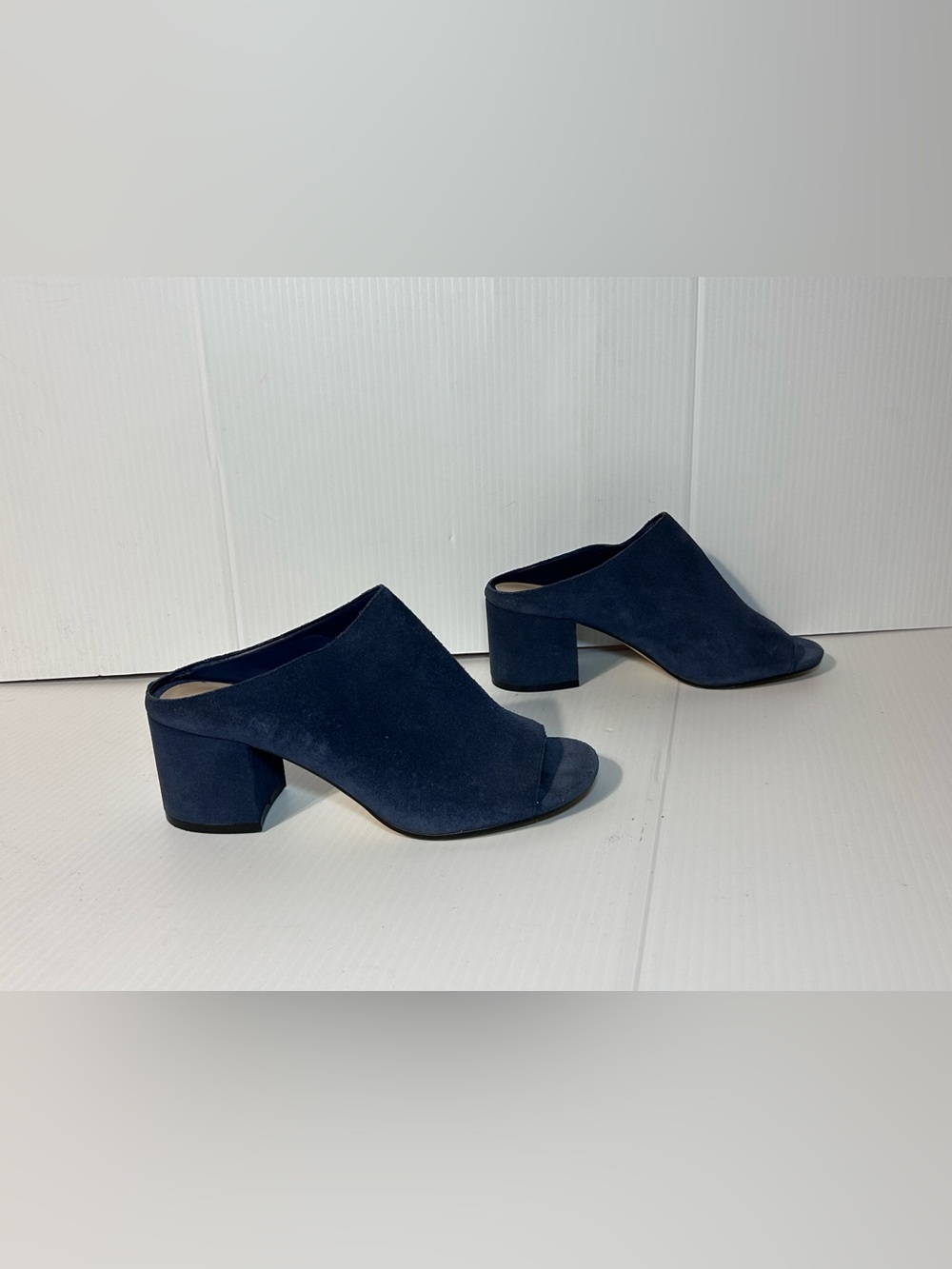Lord & Taylor Navy Suede Open-Toe Block Heel shoe women size 7 1/2 M